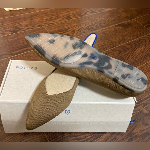 Rothy’s The Point Driftwood Size 8 Brand New! - Picture 2 of 7